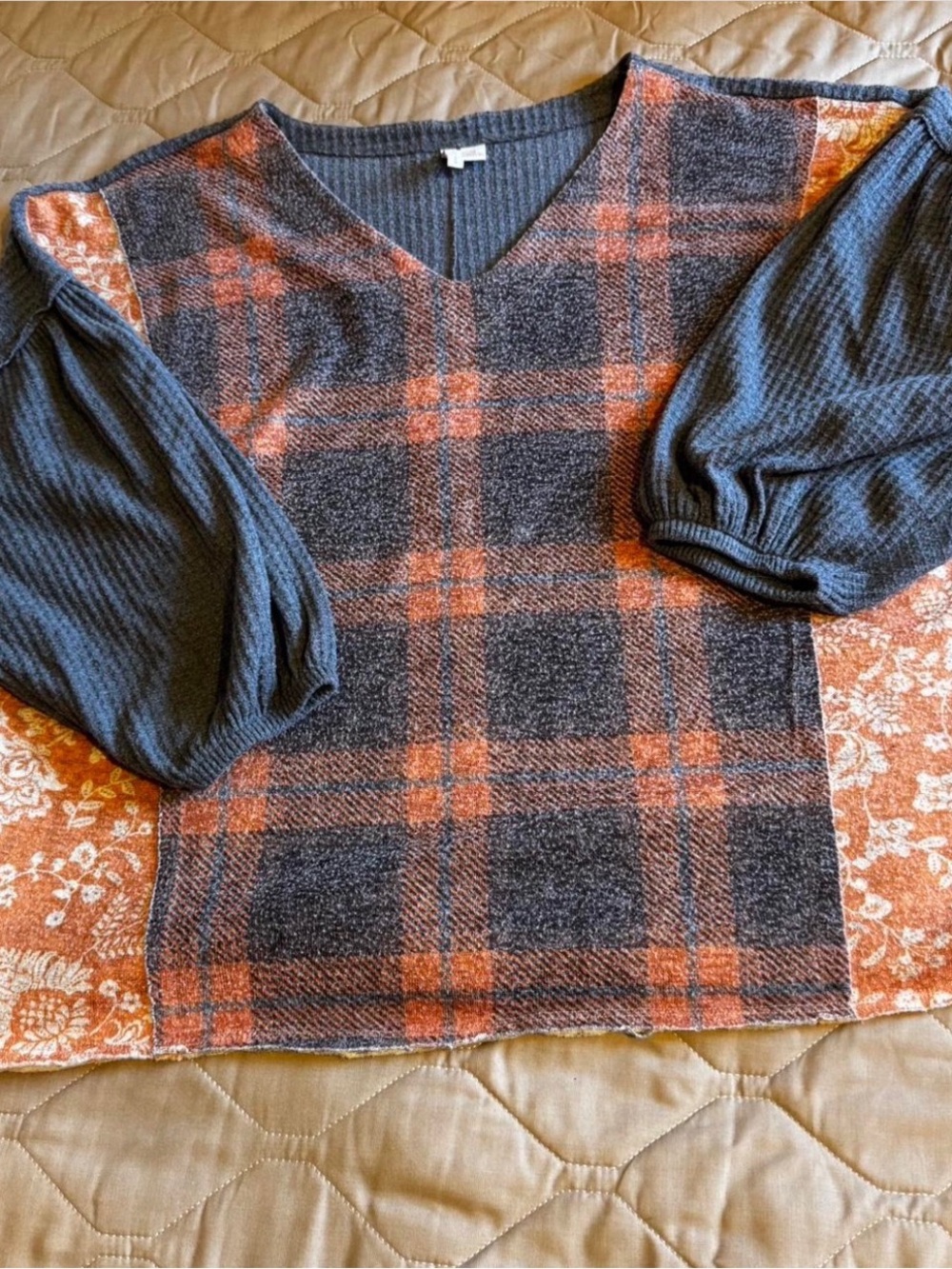 Cato Fashion Grunge Cropped Women’s Thermal Weave Sweater Size XL Orange Gray